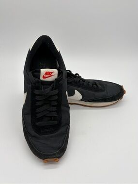 Nike Women’s Black & White Classic Retro Runner Sneakers